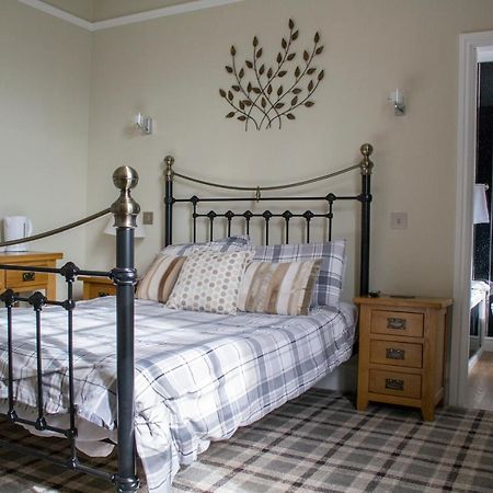 The Runswick Bay Hotel Saltburn-by-the-Sea Exterior photo