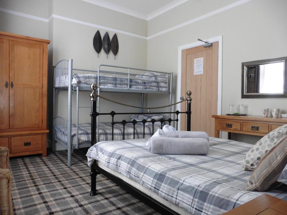 The Runswick Bay Hotel Saltburn-by-the-Sea Exterior photo